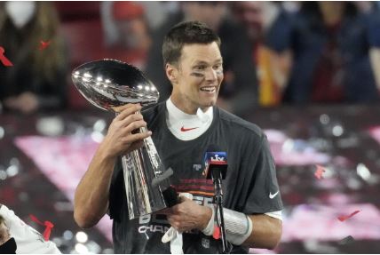 Tom Brady Demolishes NFL Competition, Finishing Greatest Career of all Time